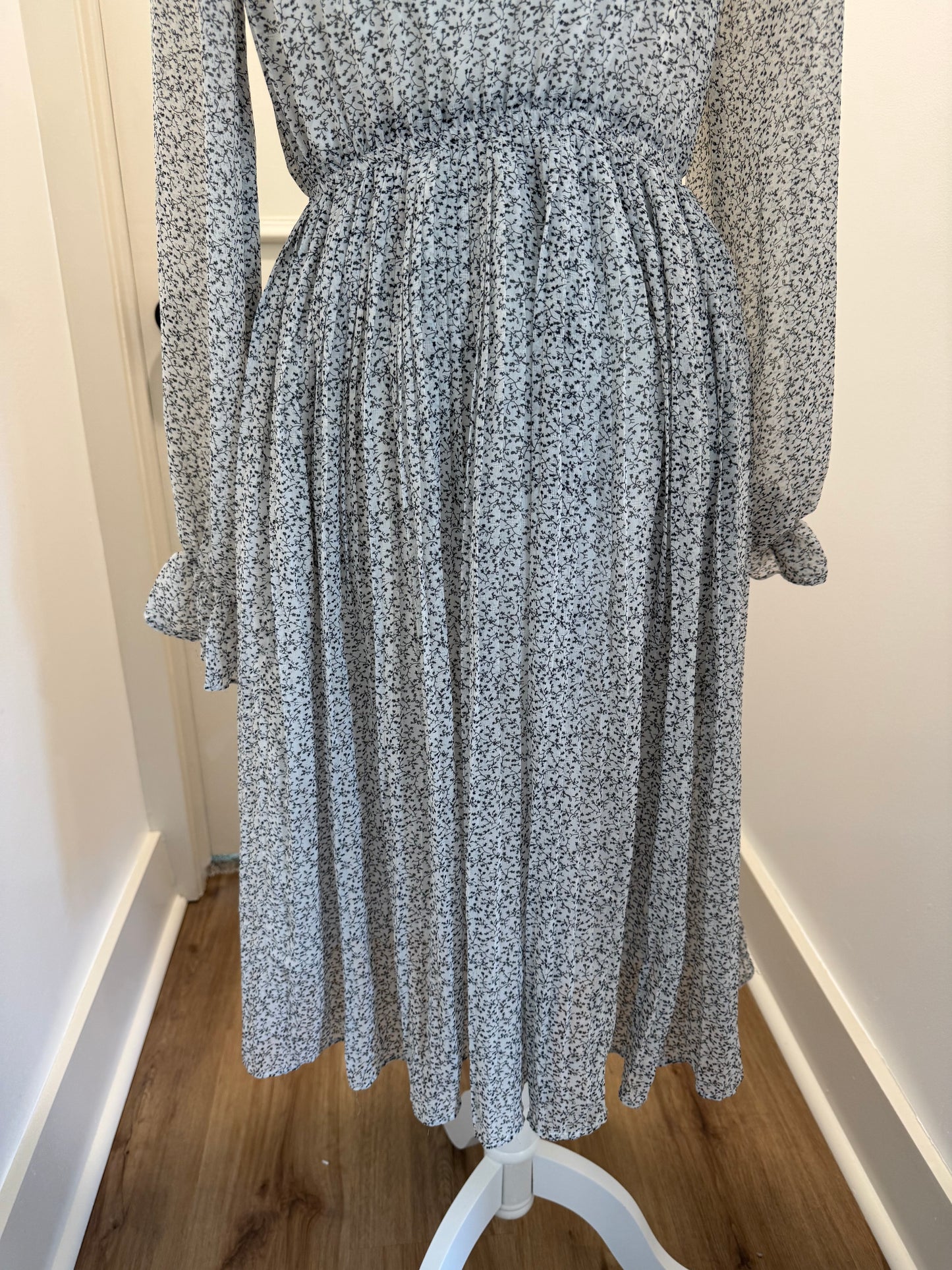 Lena Black and White Floral Print Midi Dress