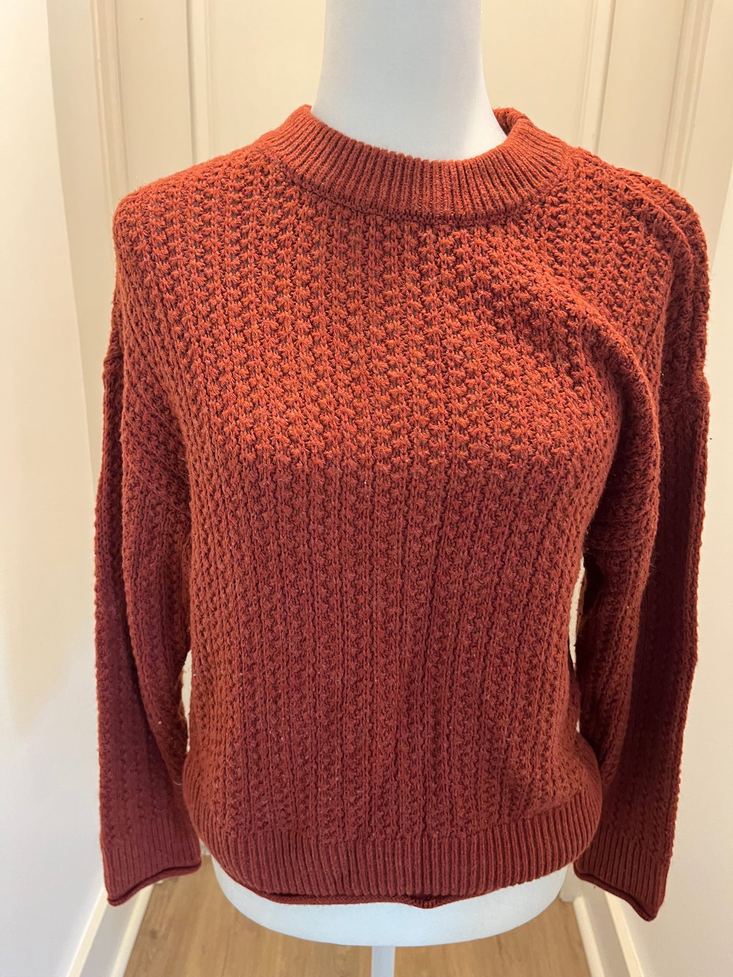Universal Thread Brick Red Sweater