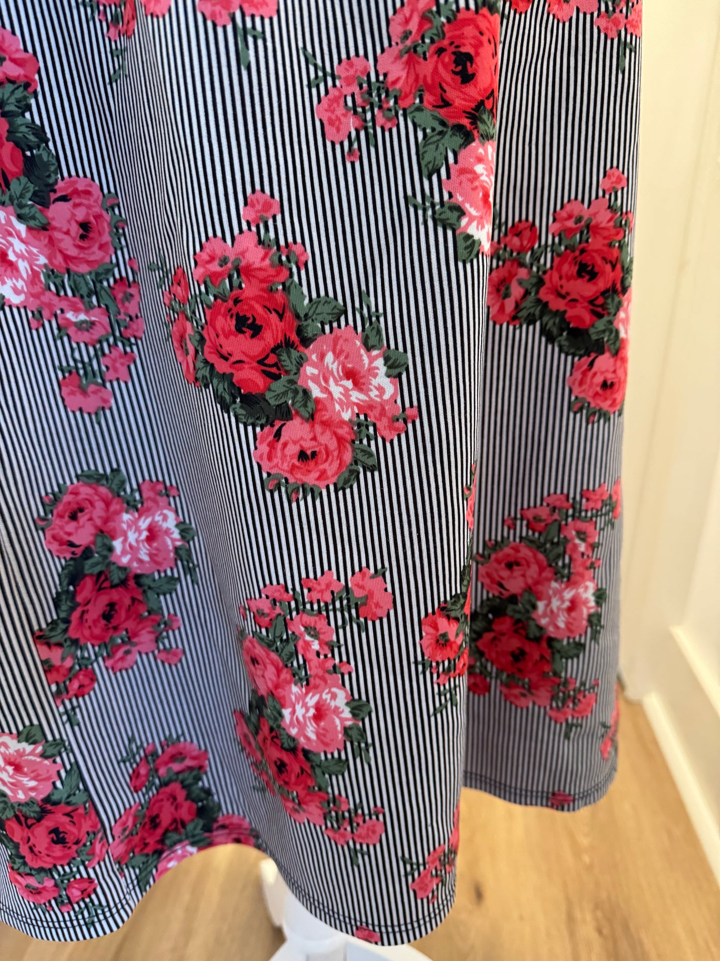 Klassy Girl Black and White Stripe Floral Pencil Skirt