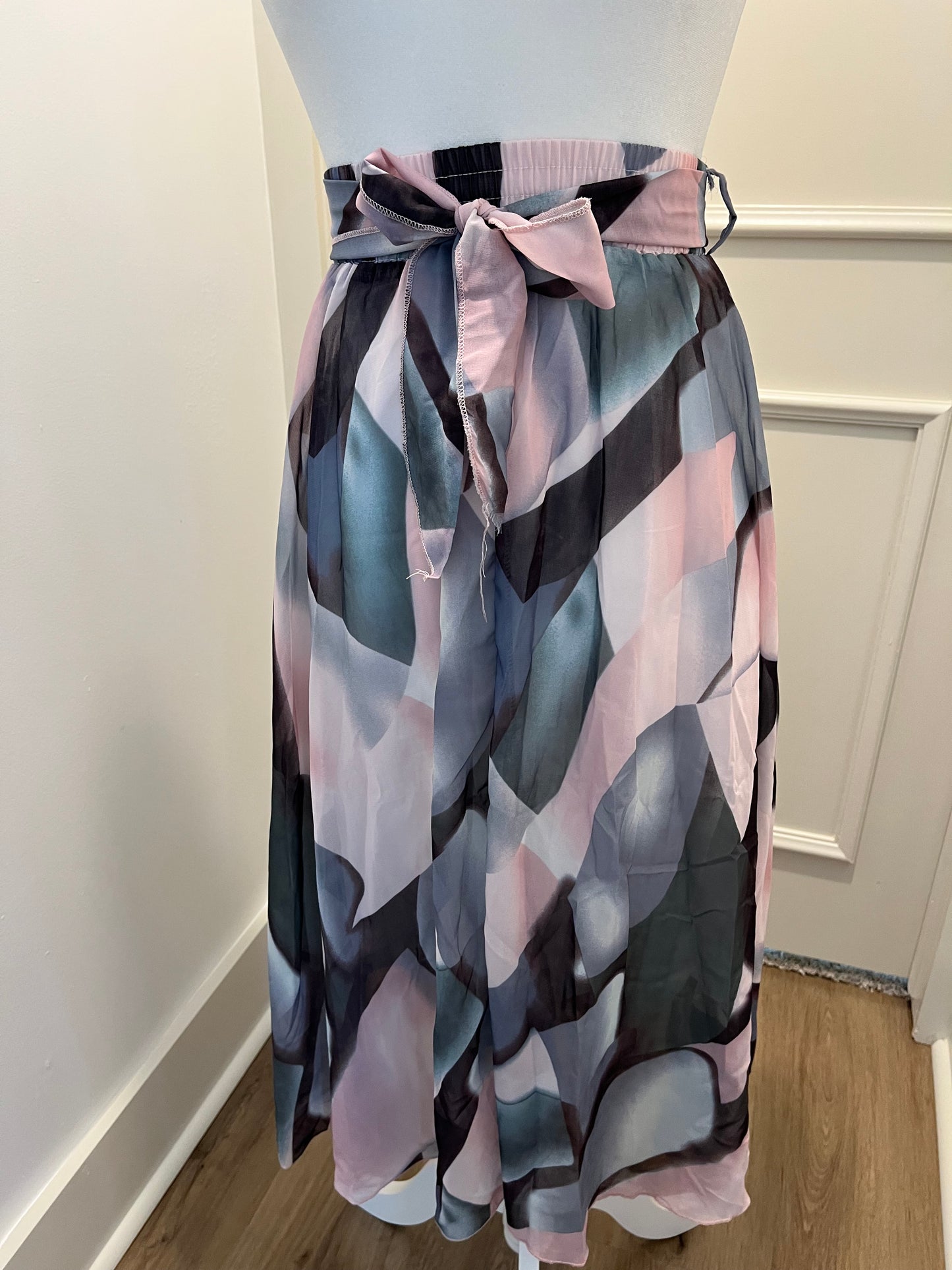 No Brand Pink and Black Midi Skirt