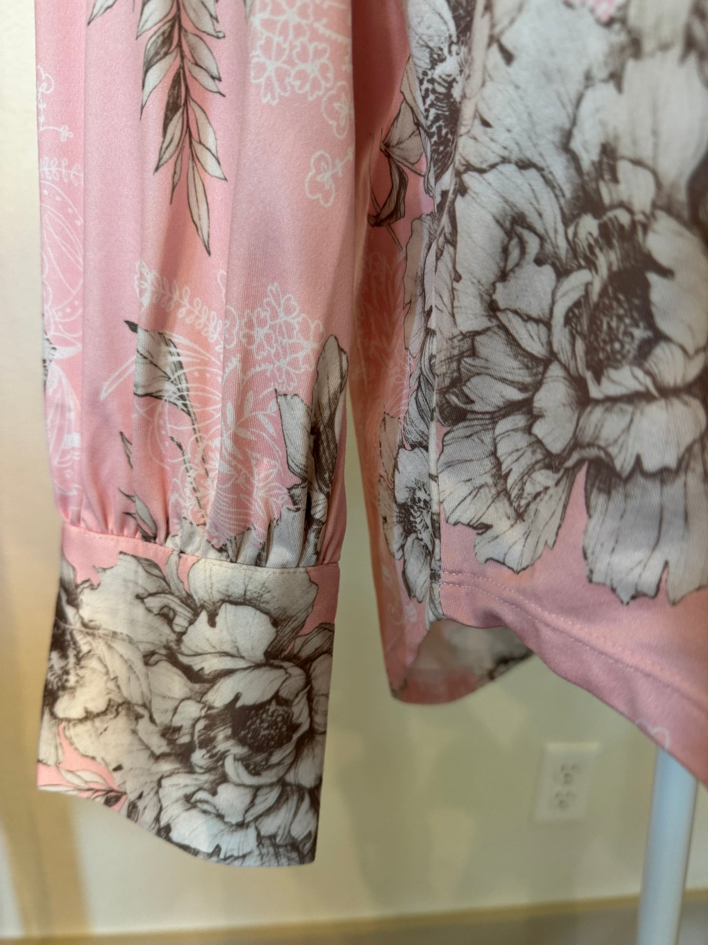 Koret Pink and Cream Floral Knit Top