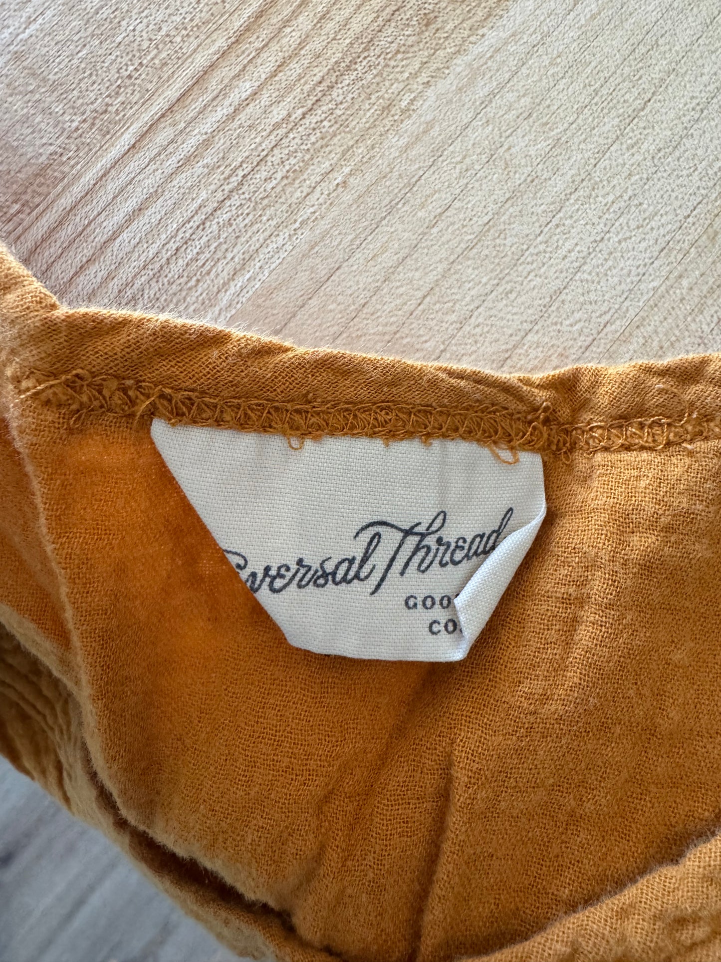 Universal Thread Mustard Top