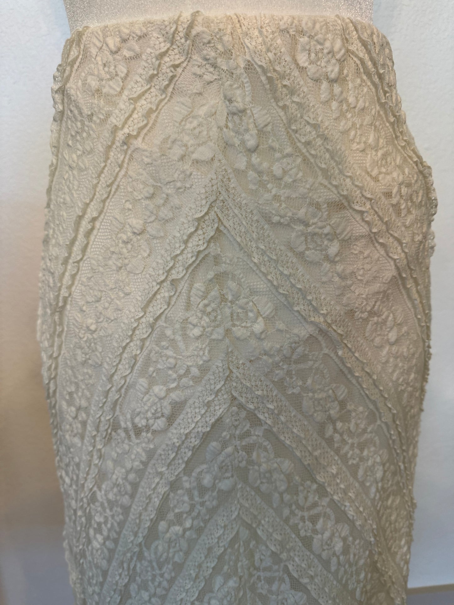 Max Edition Cream Lace Maxi Skirt