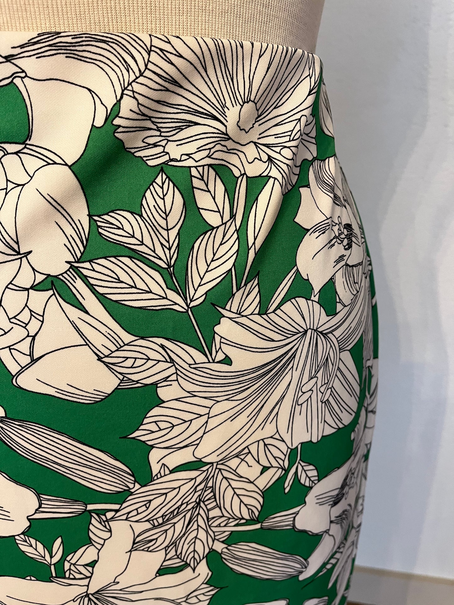 NYCC Green Floral Pencil Skirt