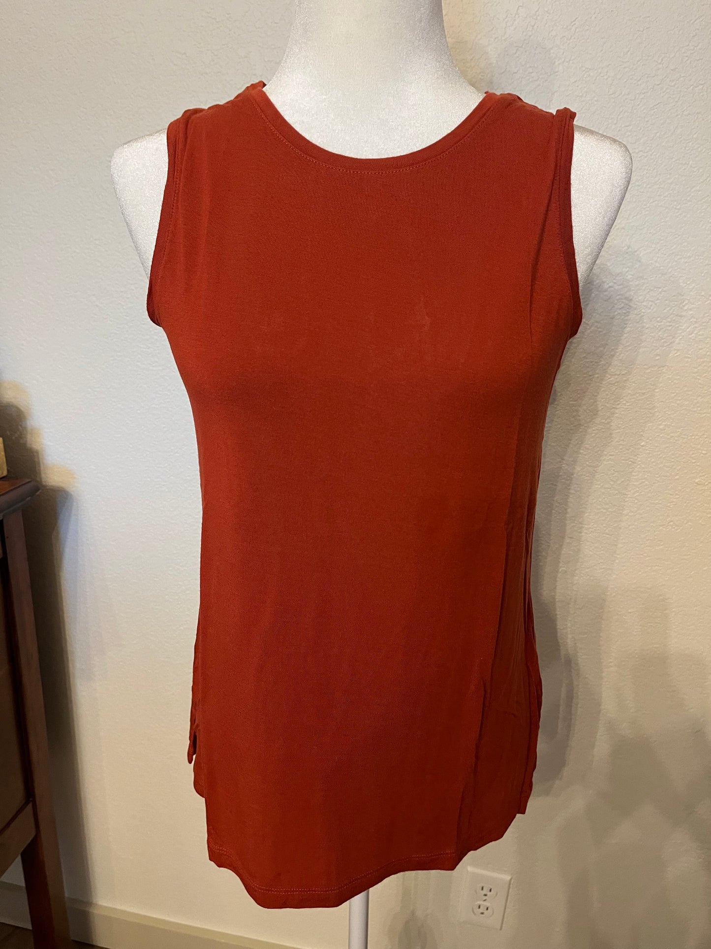 Adrienne Vittadini Rust Layering Tank