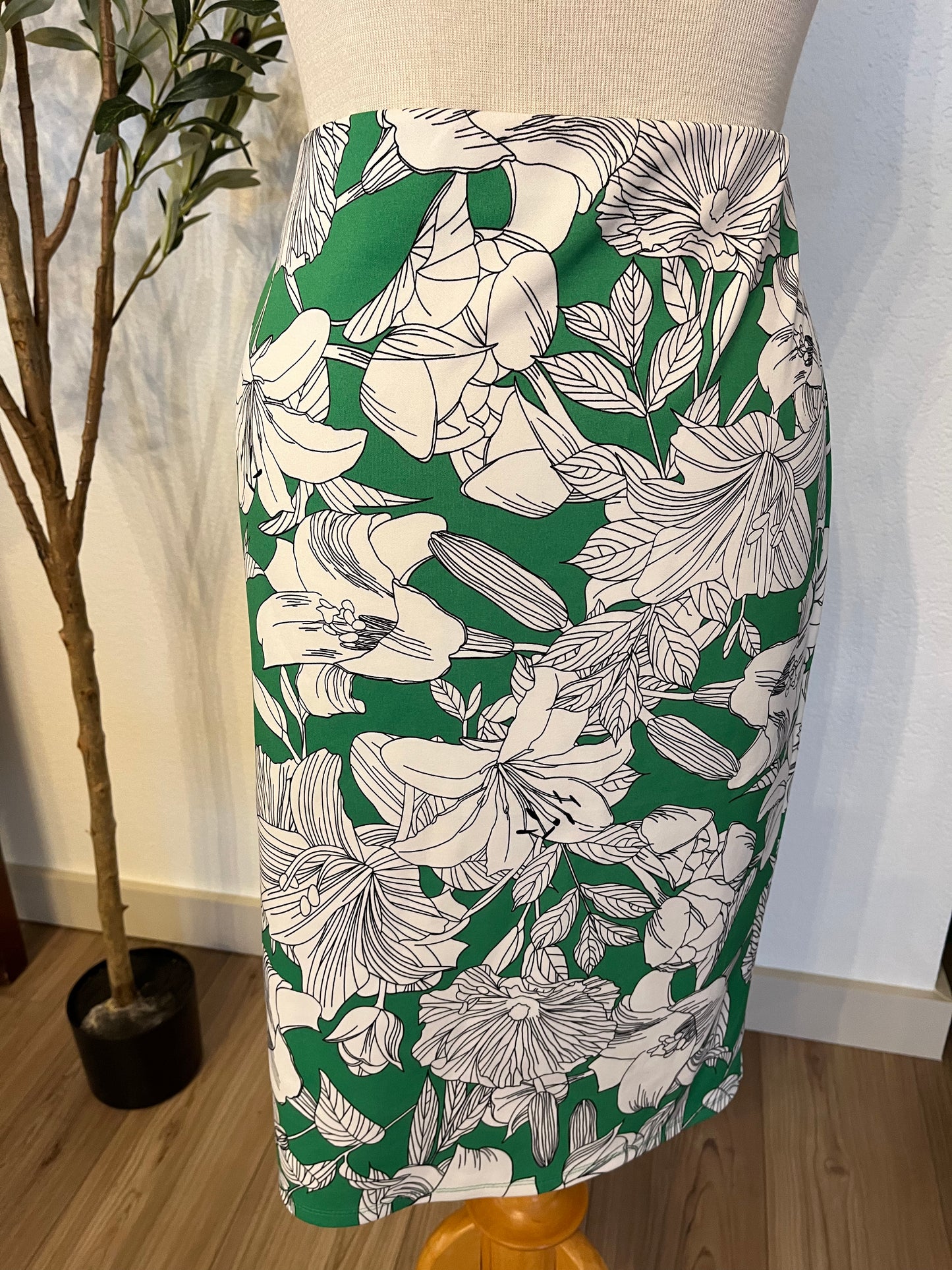 NYCC Green Floral Pencil Skirt