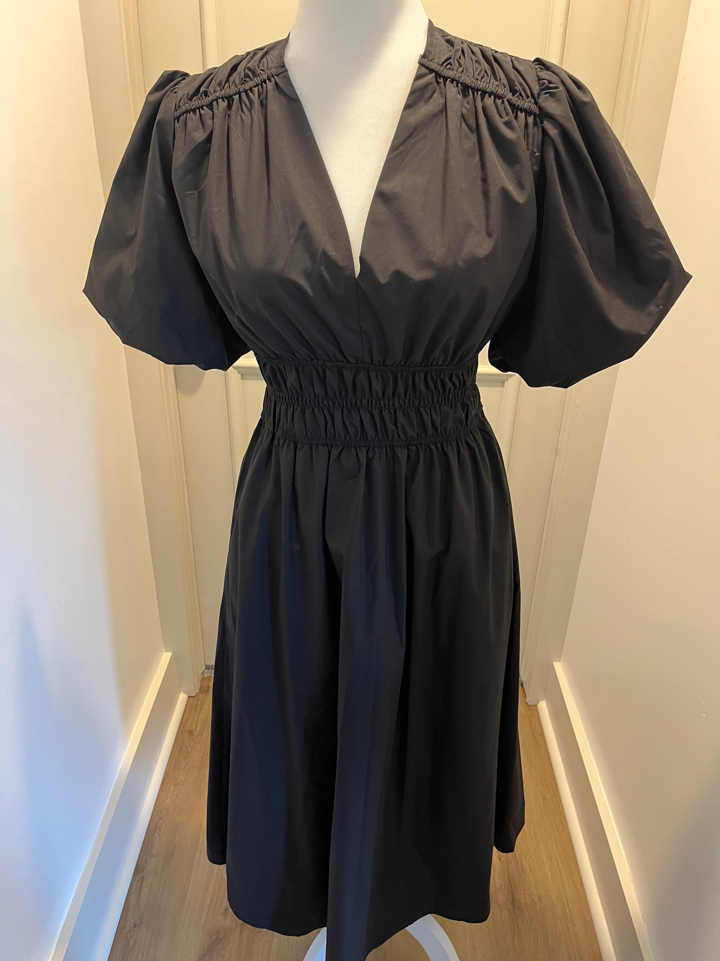 No Brand Black Puff Sleeve Midi Dress