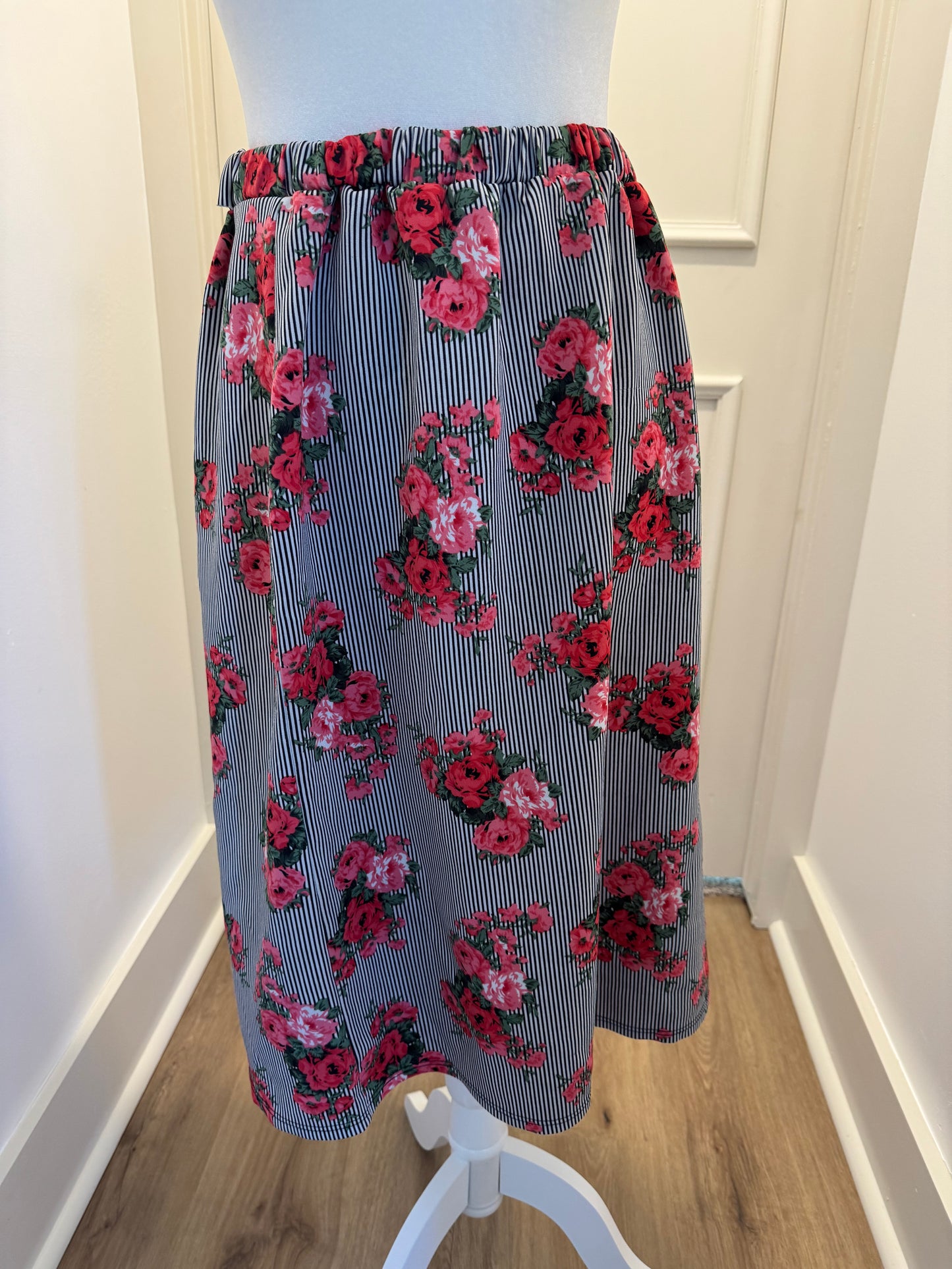 Klassy Girl Black and White Stripe Floral Pencil Skirt