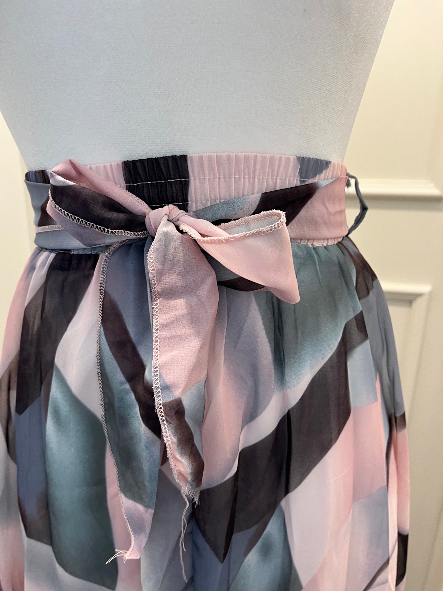 No Brand Pink and Black Midi Skirt