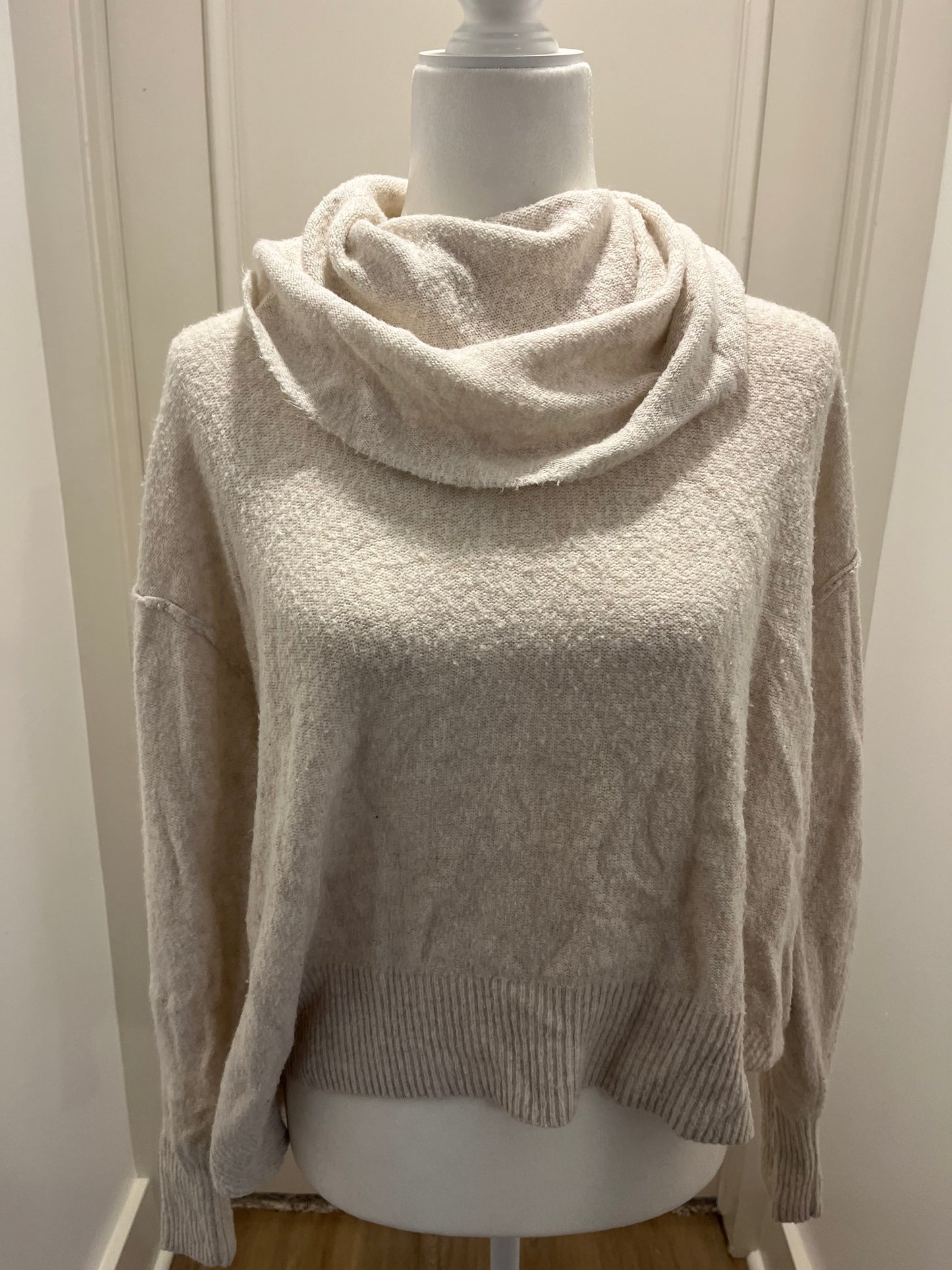 American Eagle Cream Sweater