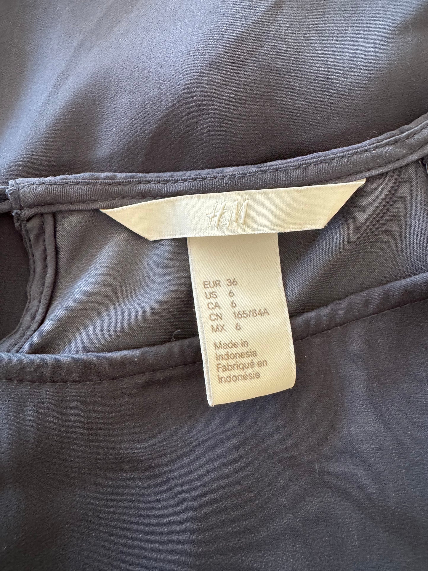 H & M Gray Satin Top