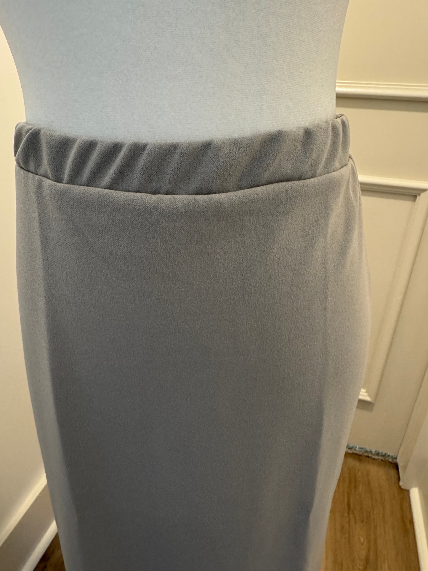Klassy Girl Gray Pencil Skirt