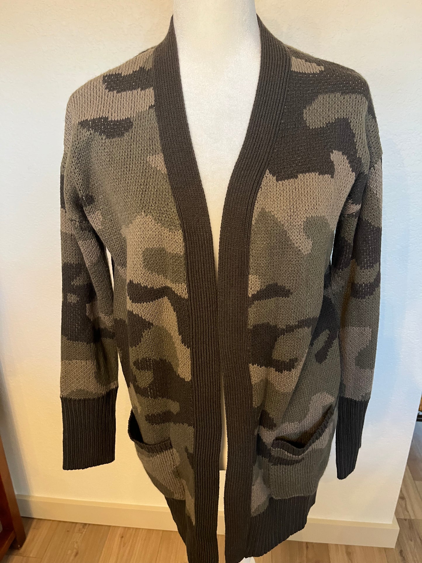 SO Camo Print Cardigan