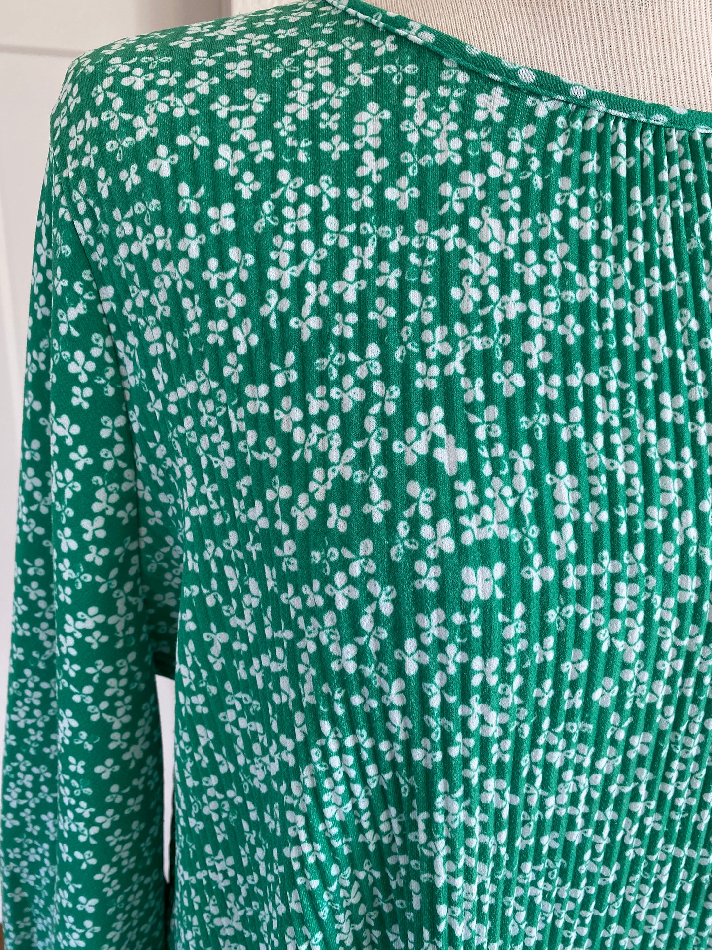 Adrianna Papell Green Floral Top