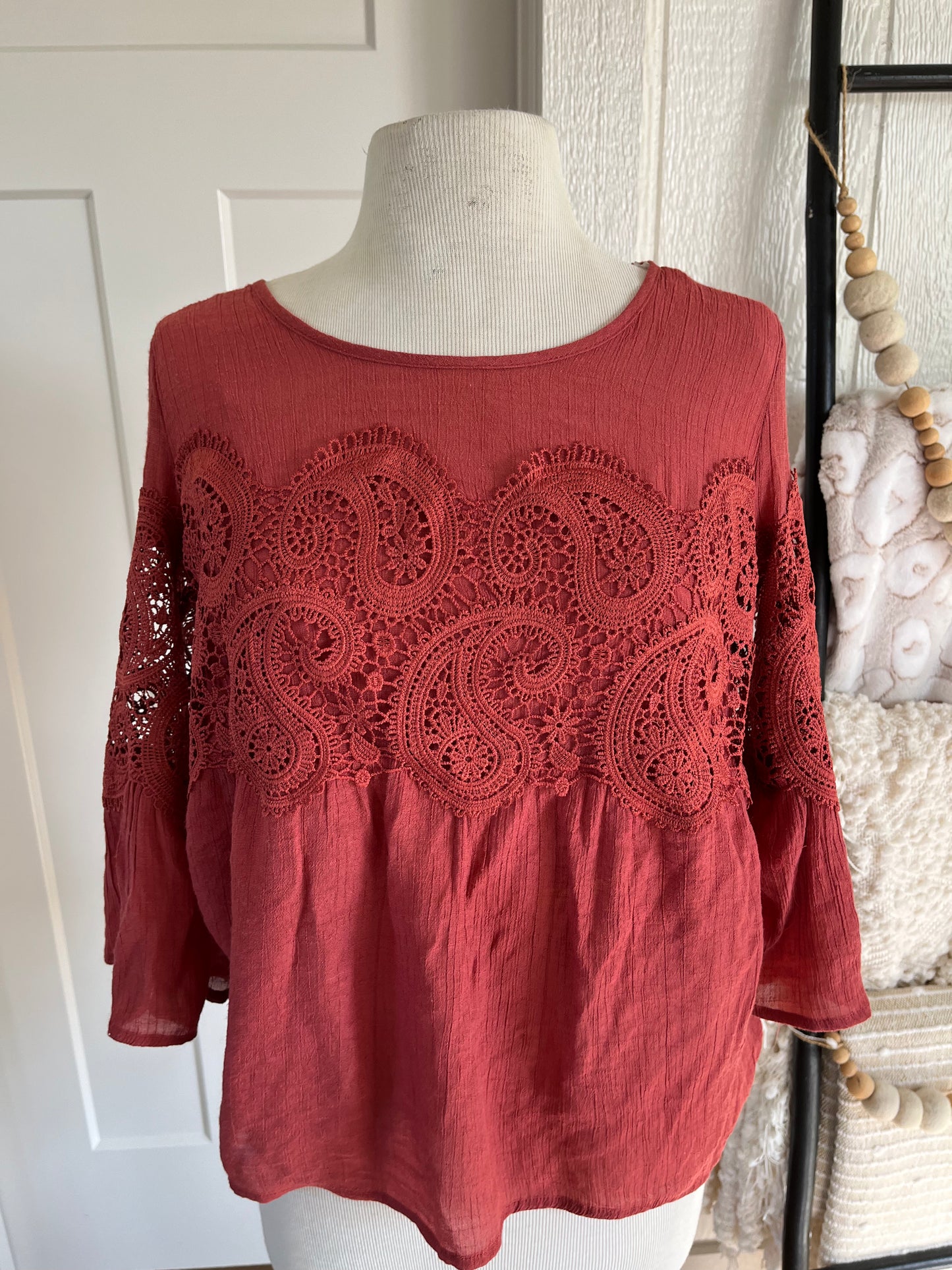 Fyve Rust Top With Lace Accent