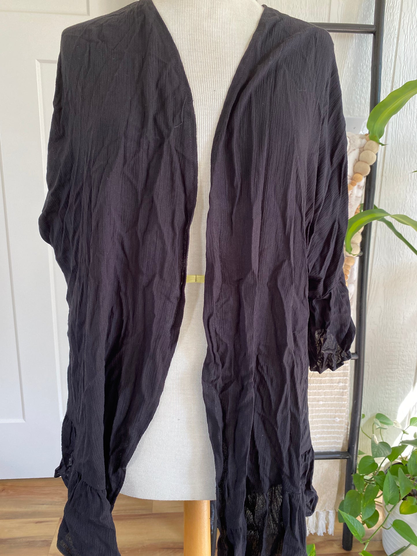 B Famous Black Crinkled Cardigan