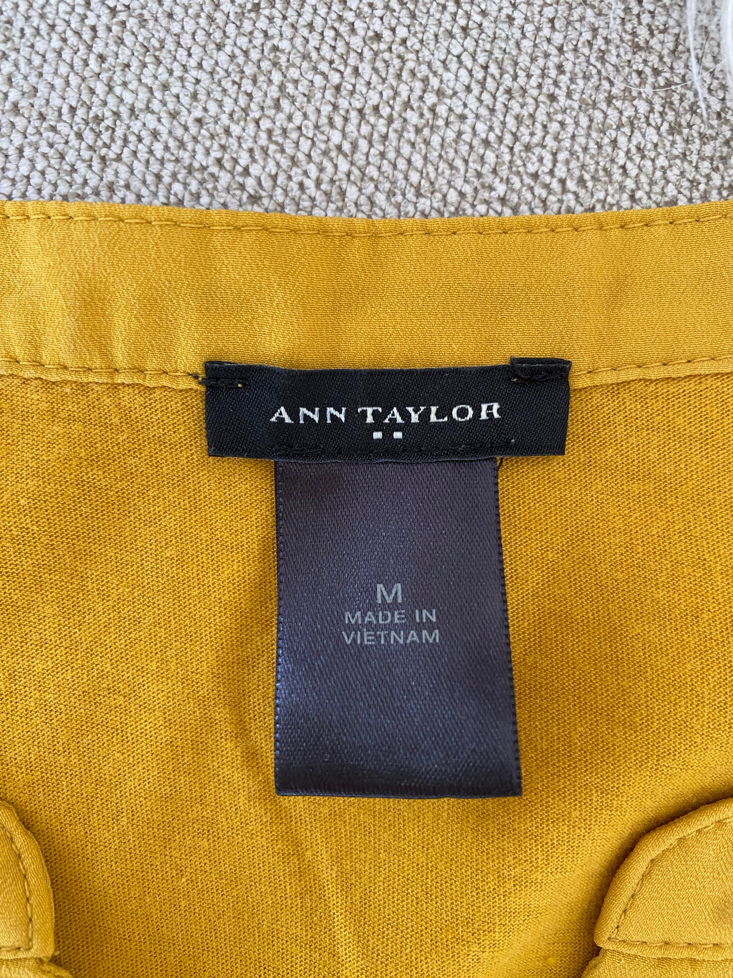 Ann Taylor Mustard Top