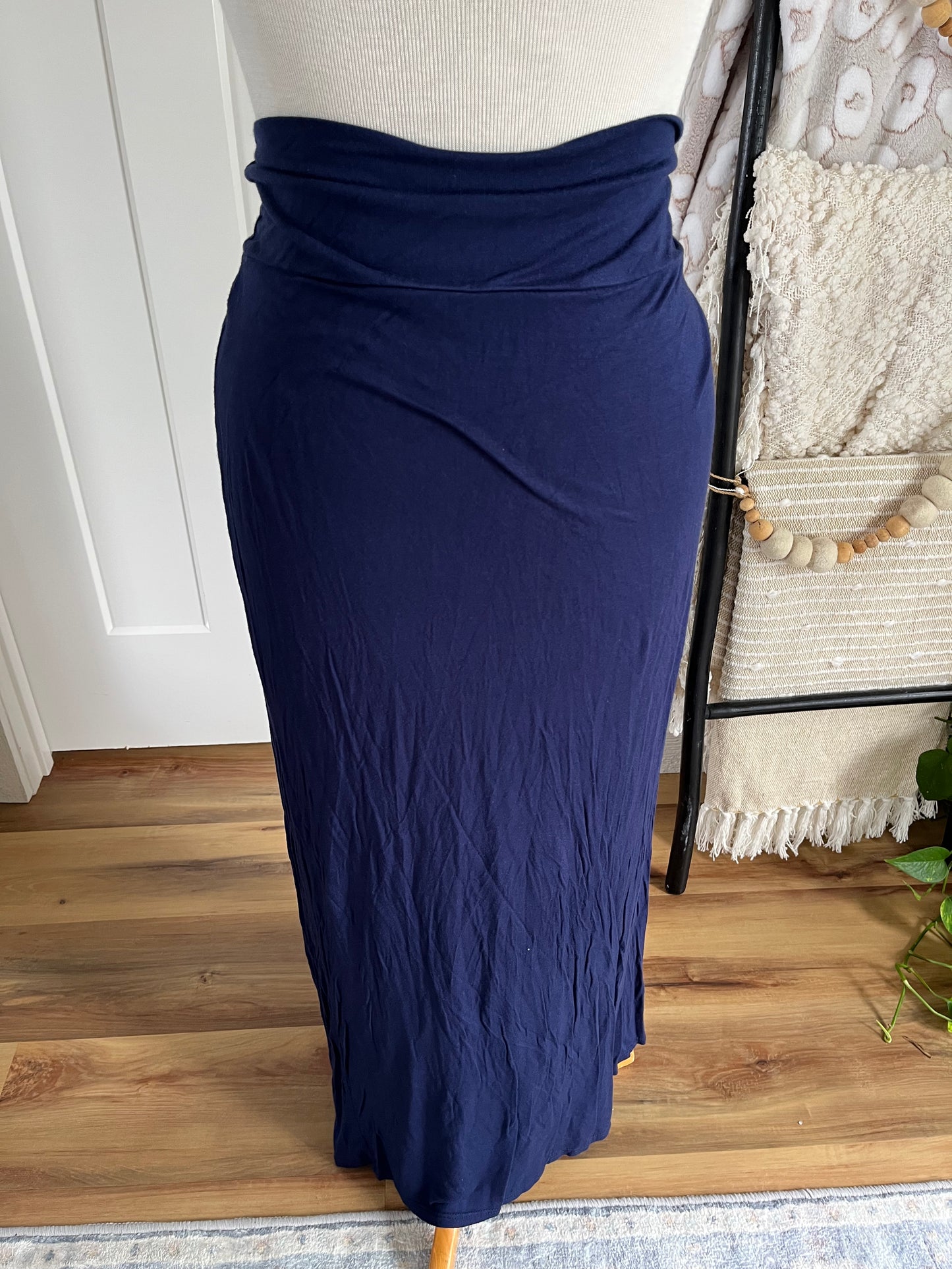 Rue 21 Navy Knit Maxi Skirt