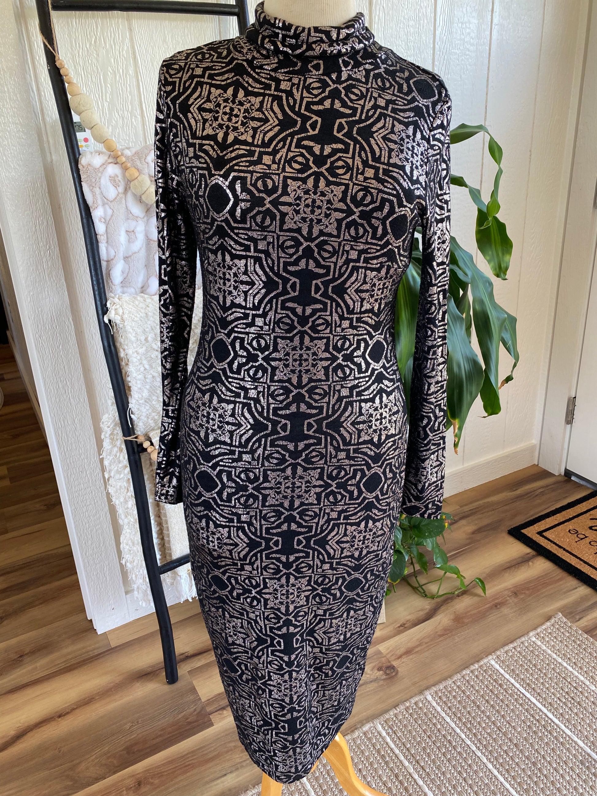 Project Runway Black and Silver Midi Dress – A