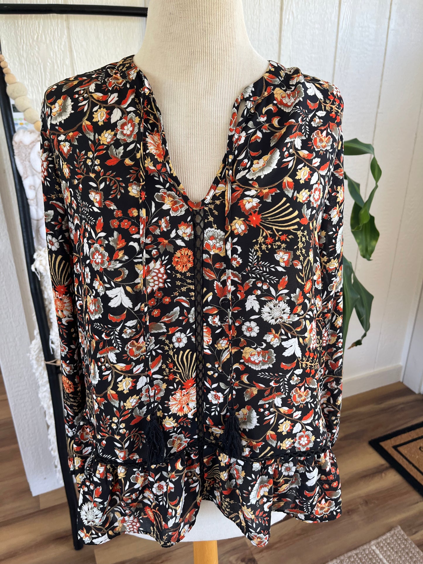 A.N.A. Black Floral Peplum Top