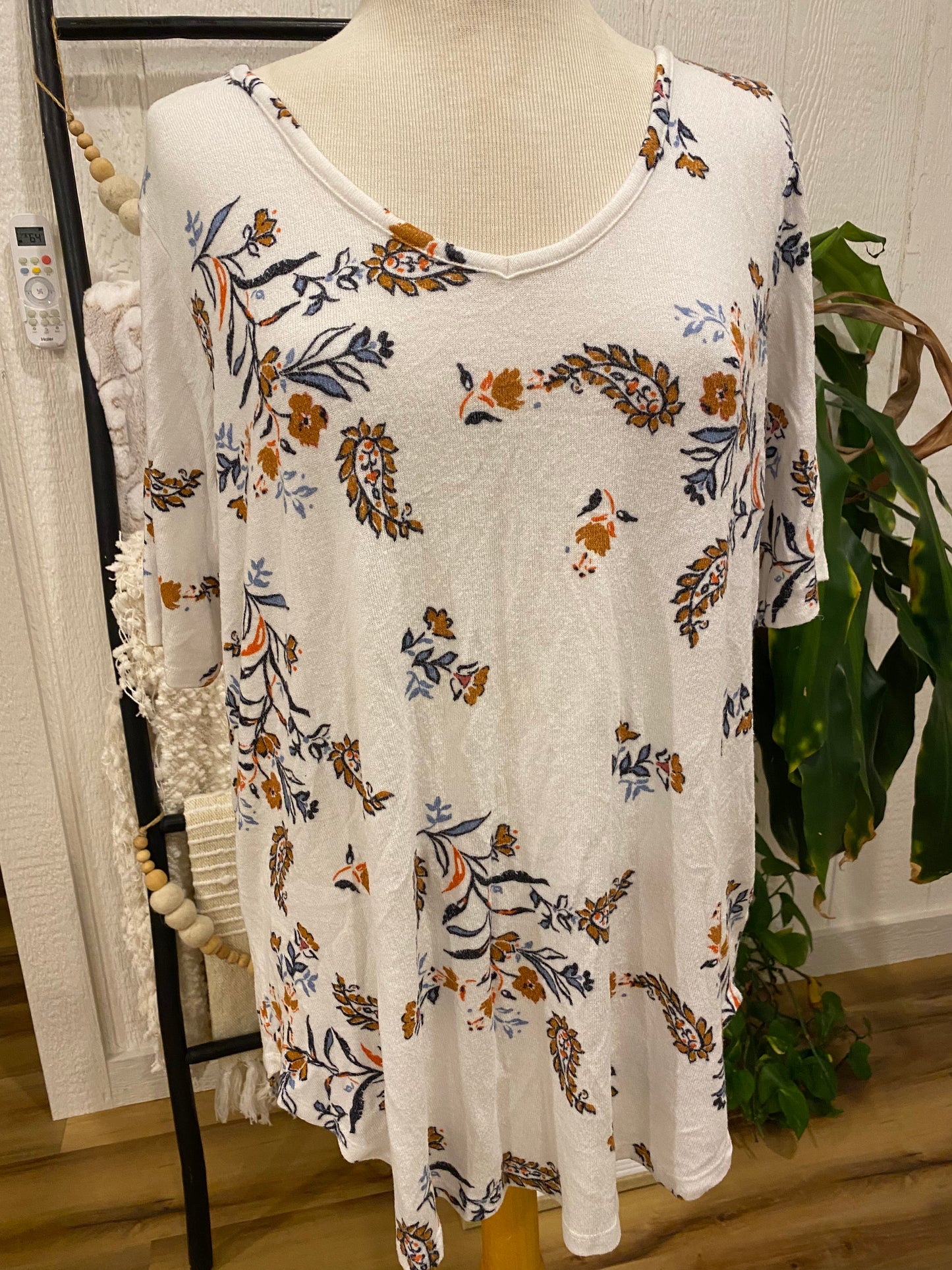 Maurices Cream and Mustard Print Tee