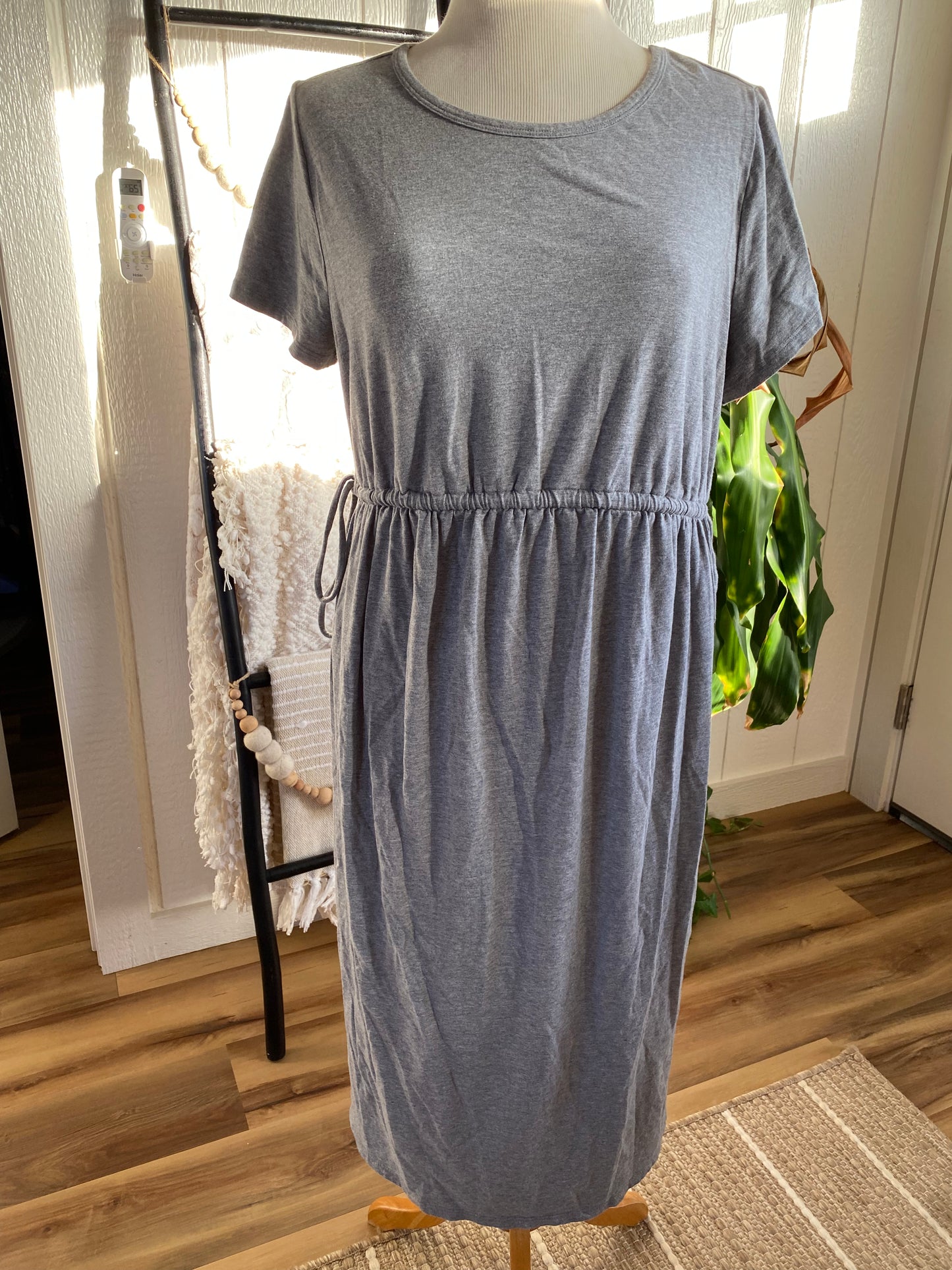 Isabel Gray Knit Midi Dress